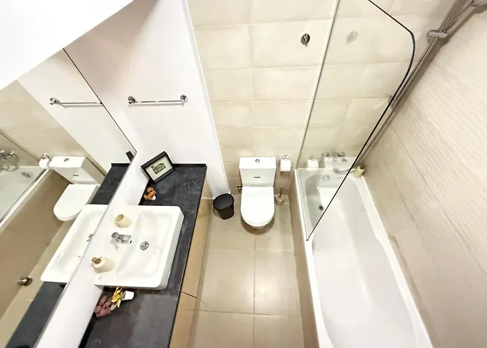 A Home Away - Politehnica Park - Grozavesti Business Campus Bucureşti